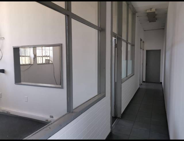 741M² WAREHOUSE TO LET IN BENROSE